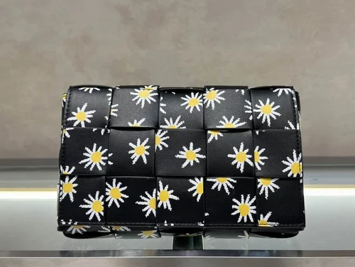 11 Bottega Veneta Cassette Crossbody Bag Intrecciato Leather Luxury