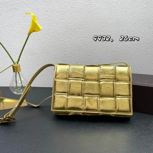 11 Bottega Veneta Cassette Crossbody Bag Intrecciato Leather Luxury