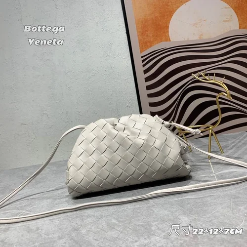 11 Bottega Veneta The Pouch Clutch Bag Women Luxury Intrecciato