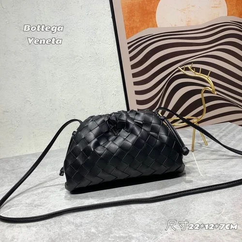 11 Bottega Veneta The Pouch Clutch Bag Women Luxury Intrecciato