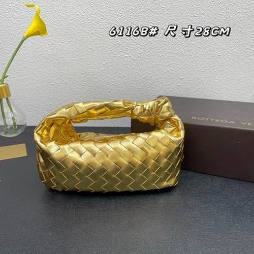 11 Bottega Veneta The Pouch Clutch Bag Women Luxury Intrecciato