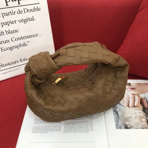 11 Bottega Veneta The Pouch Clutch Bag Women Luxury Intrecciato