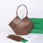 11 Bottega Veneta Large Tote Bag Women Luxury Woven Leather Shopping
