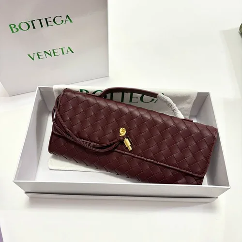 11 Bottega Veneta Women's Designer Handbags Luxury Intrecciato Leather