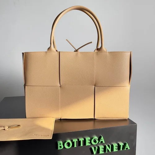 Bottega Veneta Arco Large Tote Bag Original Authentic Shopping