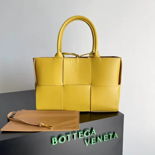 Bottega Veneta Arco Large Tote Bag Original Authentic Shopping