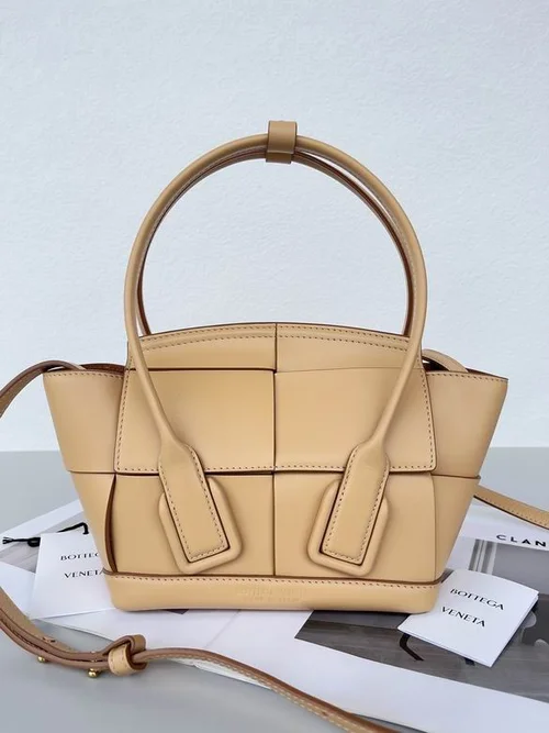 Bottega Veneta Arco Large Tote Bag Original Authentic Shopping