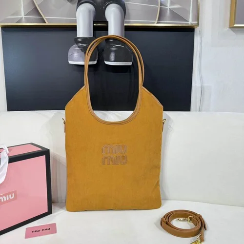 11 Miu Miu Large Tote Bag Women Luxury Matelasse Designer