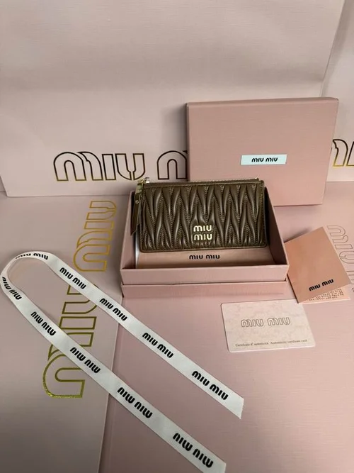 Miu Miu Original Women's Wallet Authentic Matelasse Leather