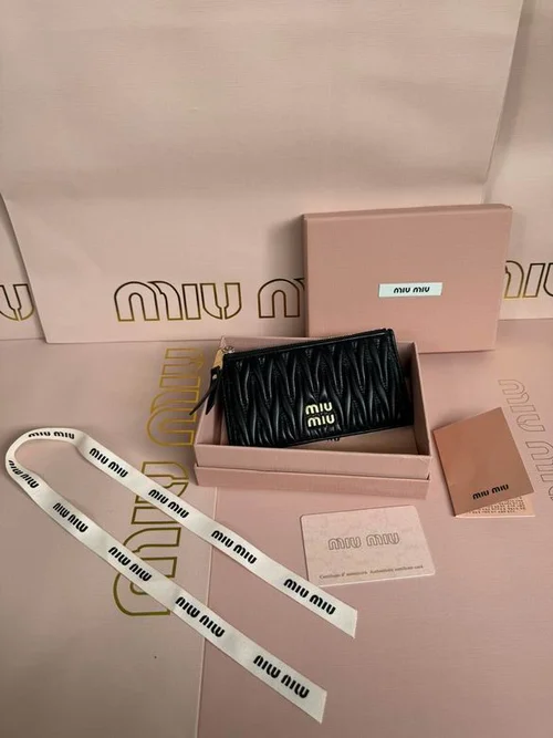 Miu Miu Original Women's Wallet Authentic Matelasse Leather