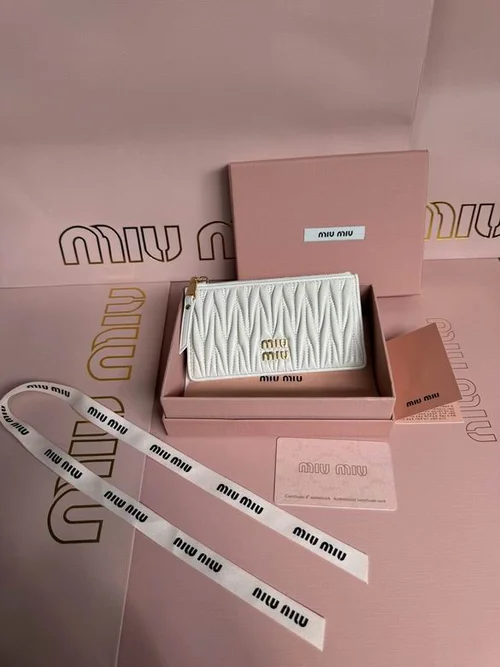 Miu Miu Original Women's Wallet Authentic Matelasse Leather