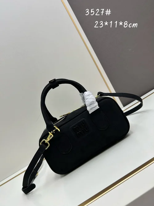 11 Miu Miu Bowling Bag Medium Women Luxury Matelasse Leather