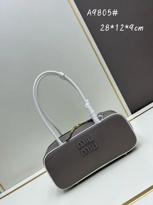 11 Miu Miu Bowling Bag Medium Women Luxury Matelasse Leather