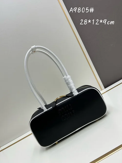 11 Miu Miu Bowling Bag Medium Women Luxury Matelasse Leather