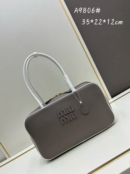 11 Miu Miu Bowling Bag Medium Women Luxury Matelasse Leather