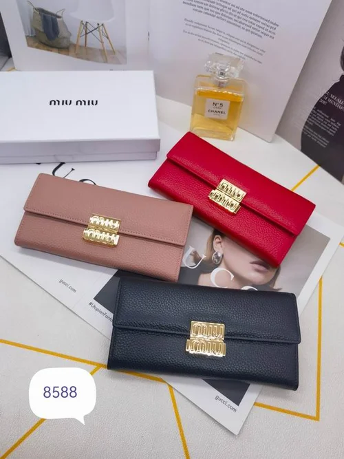 11 Miu Miu Women's Wallet Luxury Matelasse Leather Designer