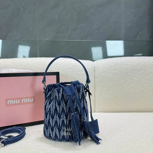 11 Miu Miu Bucket Bag Small Women Luxury Matelasse Leather