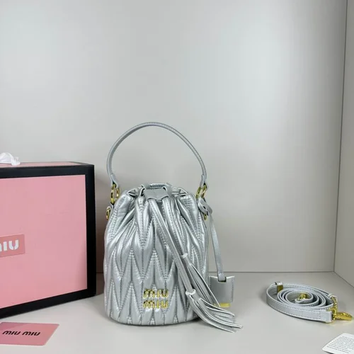11 Miu Miu Bucket Bag Small Women Luxury Matelasse Leather
