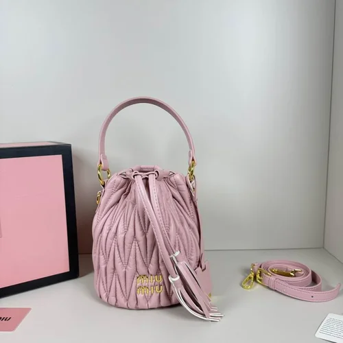 11 Miu Miu Bucket Bag Small Women Luxury Matelasse Leather