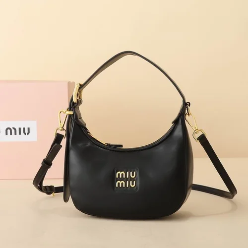 11 Miu Miu Underarm Pouch Small Women Luxury Matelasse