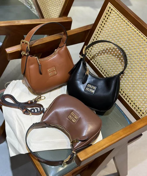 11 Miu Miu Underarm Pouch Small Women Luxury Matelasse