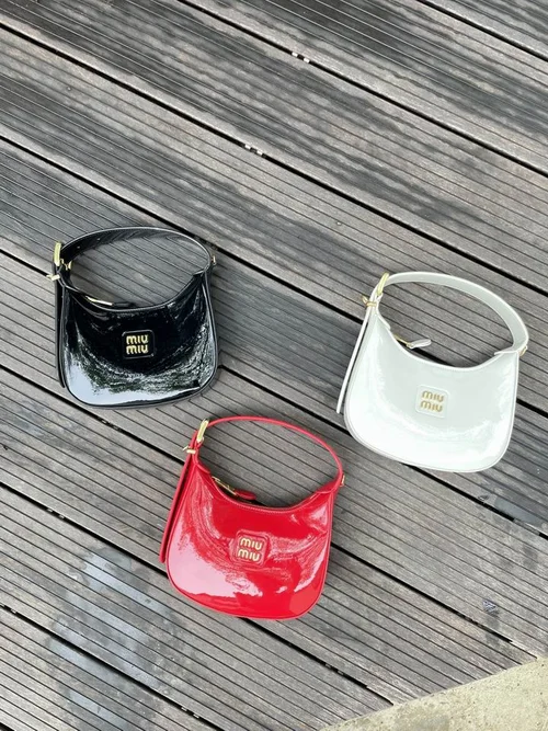 11 Miu Miu Underarm Pouch Small Women Luxury Matelasse