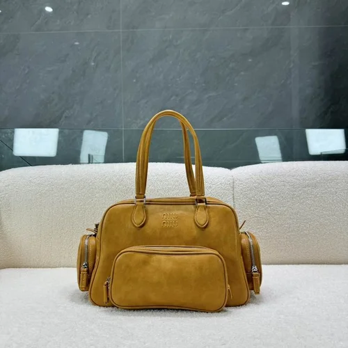 11 Miu Miu Bike Messenger Bag Medium Women Luxury Leather