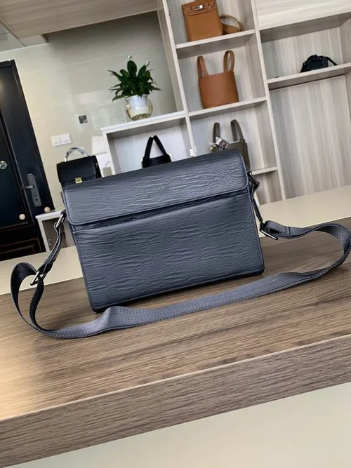 11 Montblanc Original Shoulder Bags Authentic Leather Collection