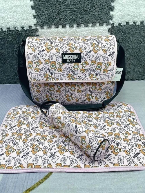 11 Moschino Mummy Diaper Bag Large Women Luxury Logo