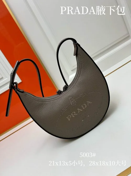 11 Prada Crescent Moon Bag Women Luxury Padded Re-Nylon