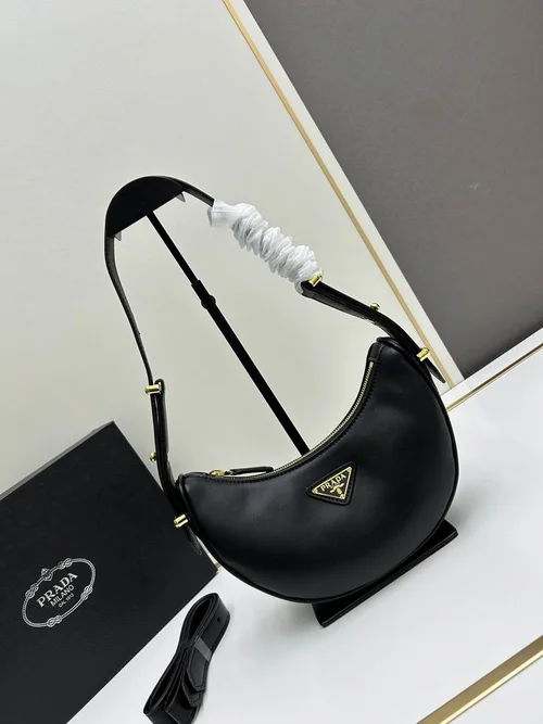 11 Prada Crescent Moon Bag Women Luxury Padded Re-Nylon