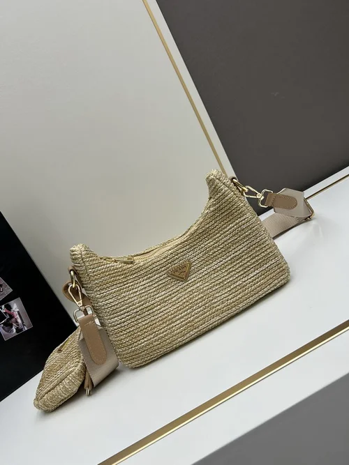 11 Prada Crescent Moon Bag Women Luxury Padded Re-Nylon