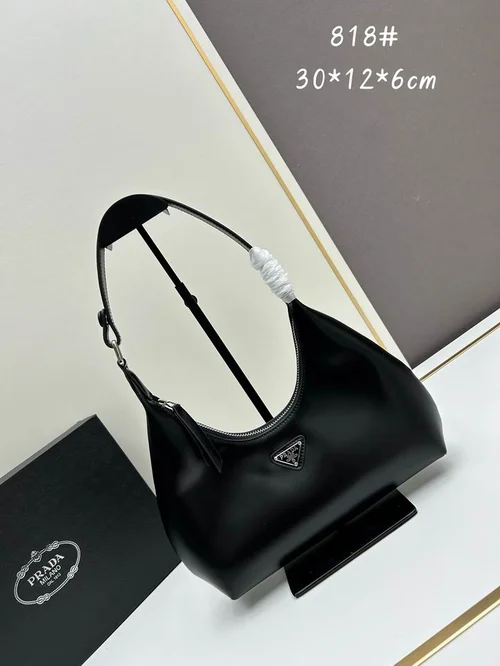 11 Prada Crescent Moon Bag Women Luxury Padded Re-Nylon