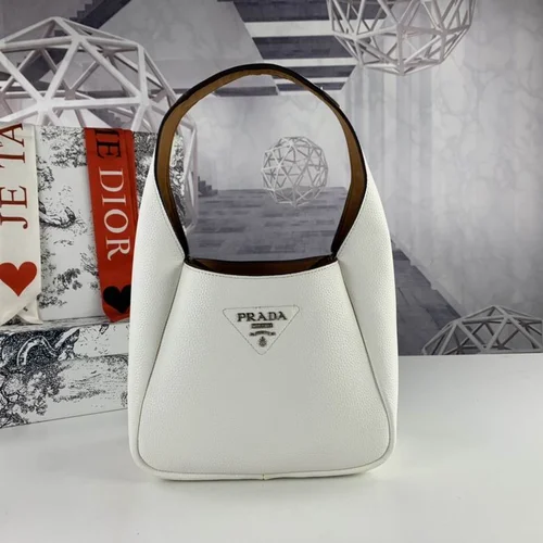 11 Prada Basket Bag Medium Women Luxury Raffia Designer