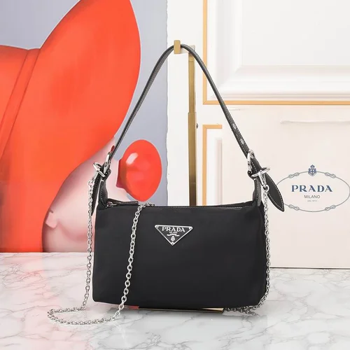 11 Prada Underarm Pouch Small Women Luxury Saffiano
