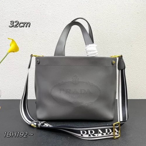 11 Prada Large Tote Bag Women Luxury Saffiano Designer