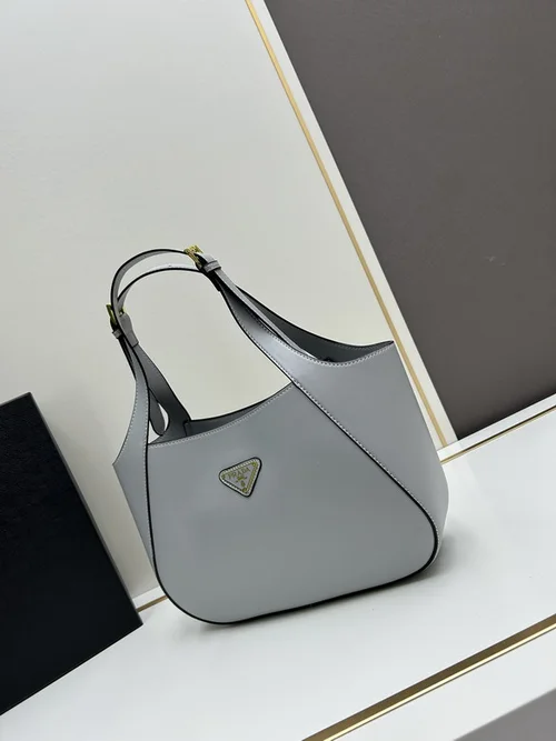 11 Prada Large Tote Bag Women Luxury Saffiano Designer