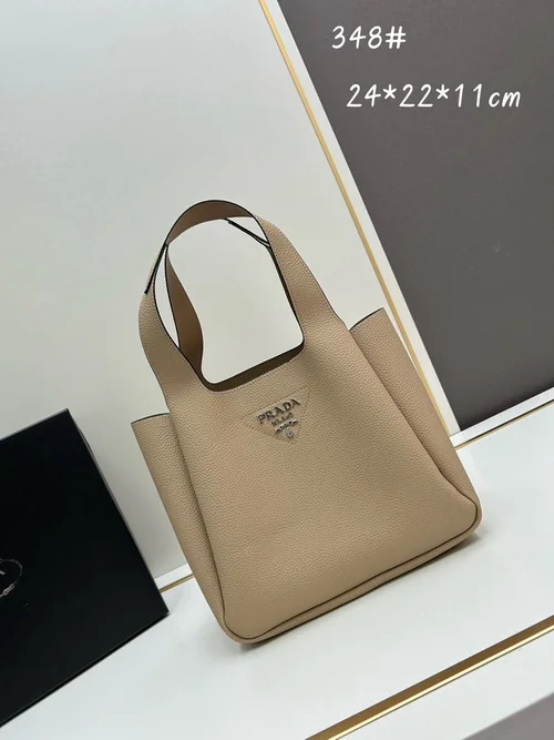 11 Prada Large Tote Bag Women Luxury Saffiano Designer