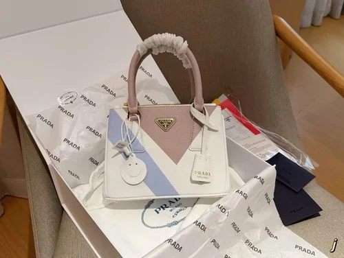 11 Prada Large Tote Bag Women Luxury Saffiano Designer