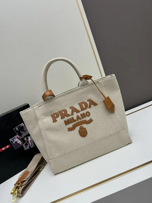 11 Prada Large Tote Bag Women Luxury Saffiano Designer