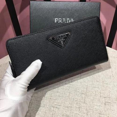 11 Prada Handbag Wallet On Chain Women Luxury Saffiano