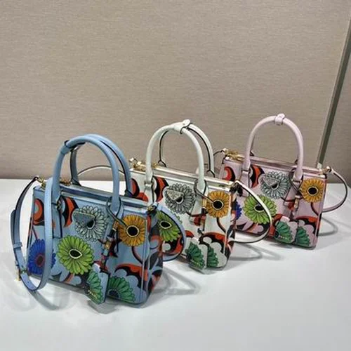 Prada Original Women's Handbag Authentic Saffiano Luxury