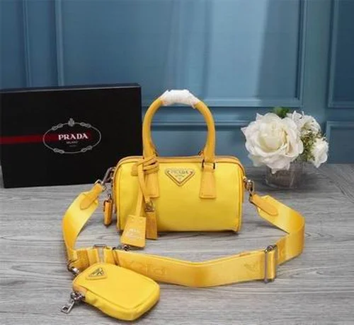 11 Prada Boston Bag Medium Women Luxury Saffiano Leather