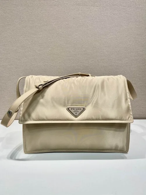 Prada Original Messenger Bags Authentic Saffiano Luxury