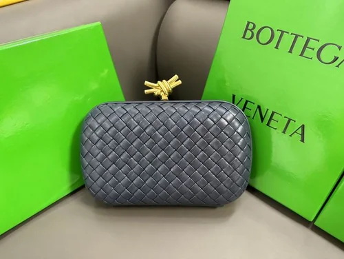 Bottega Veneta The Pouch Clutch Original Authentic Evening Luxury