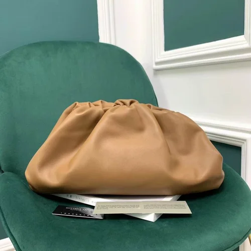 Bottega Veneta The Pouch Clutch Original Authentic Evening Luxury