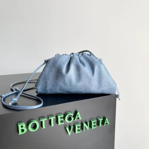 Bottega Veneta The Pouch Clutch Original Authentic Evening Luxury