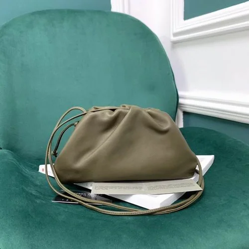 Bottega Veneta The Pouch Clutch Original Authentic Evening Luxury