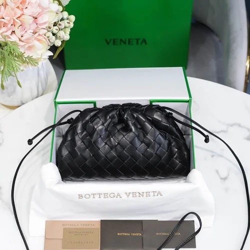 Bottega Veneta The Pouch Clutch Original Authentic Evening Luxury