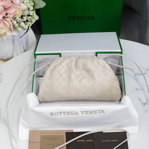Bottega Veneta The Pouch Clutch Original Authentic Evening Luxury